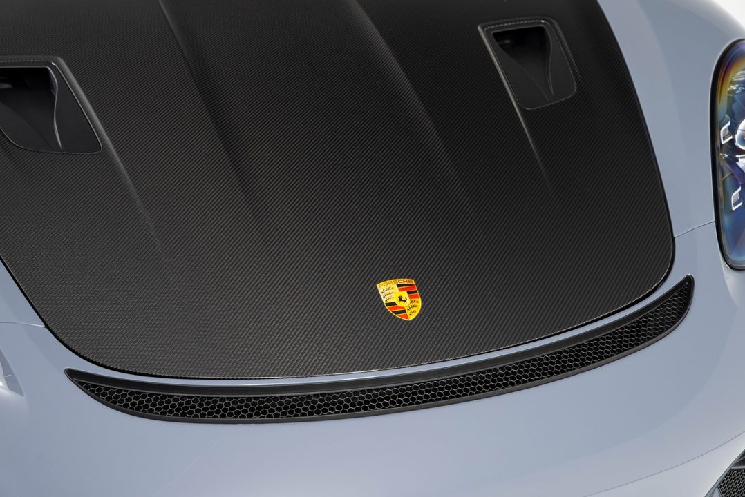 2024 Porsche 718 Cayman