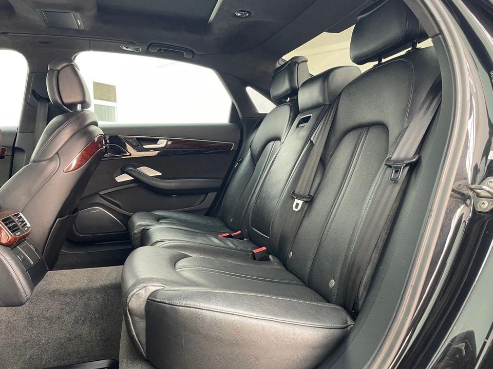 2011 Audi A8