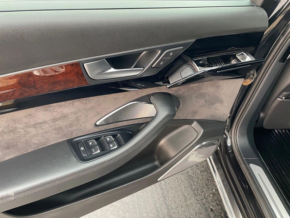 2011 Audi A8