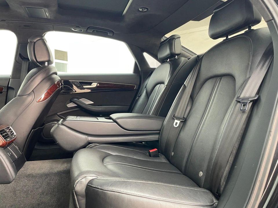2011 Audi A8