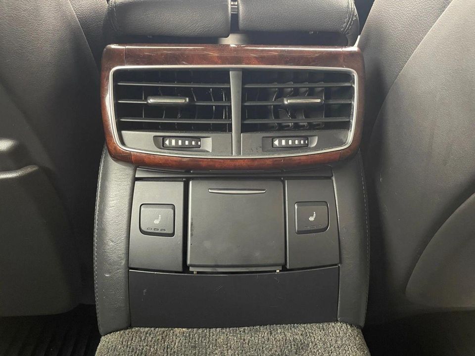 2011 Audi A8
