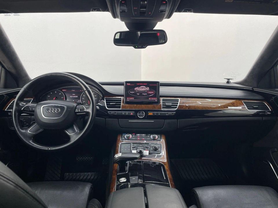 2011 Audi A8