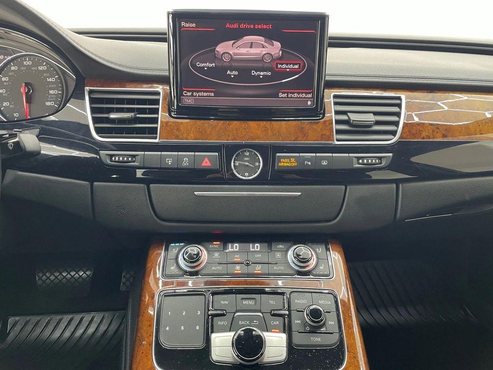 2011 Audi A8