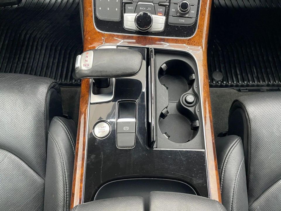2011 Audi A8