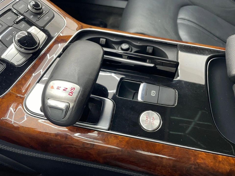 2011 Audi A8