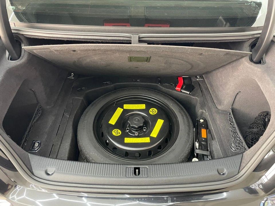 2011 Audi A8