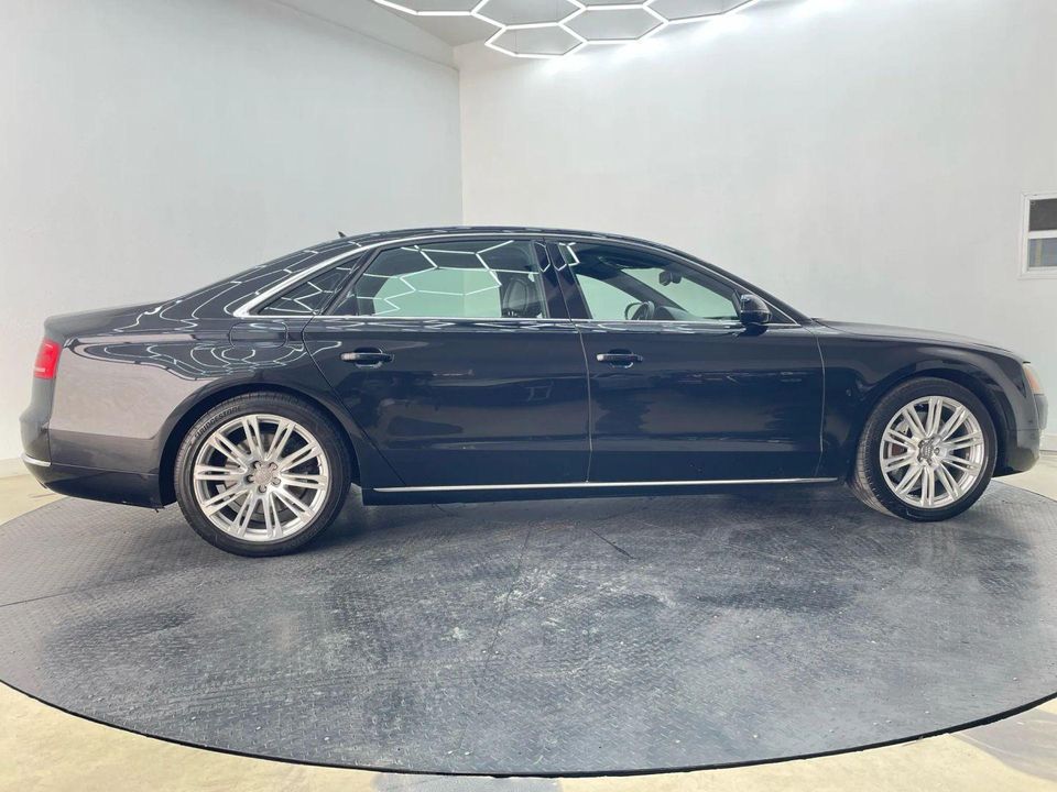 2011 Audi A8