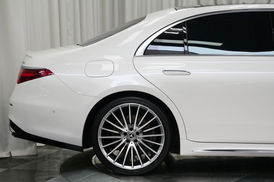 2023 Mercedes-Benz S 580