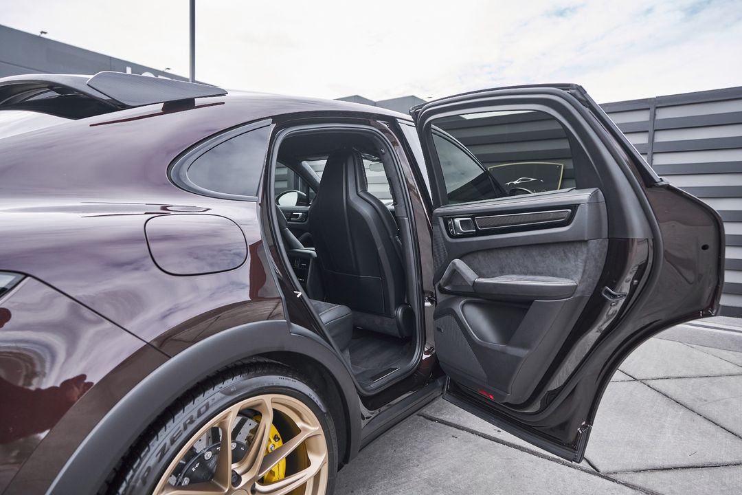 2022 Porsche Cayenne Coupe