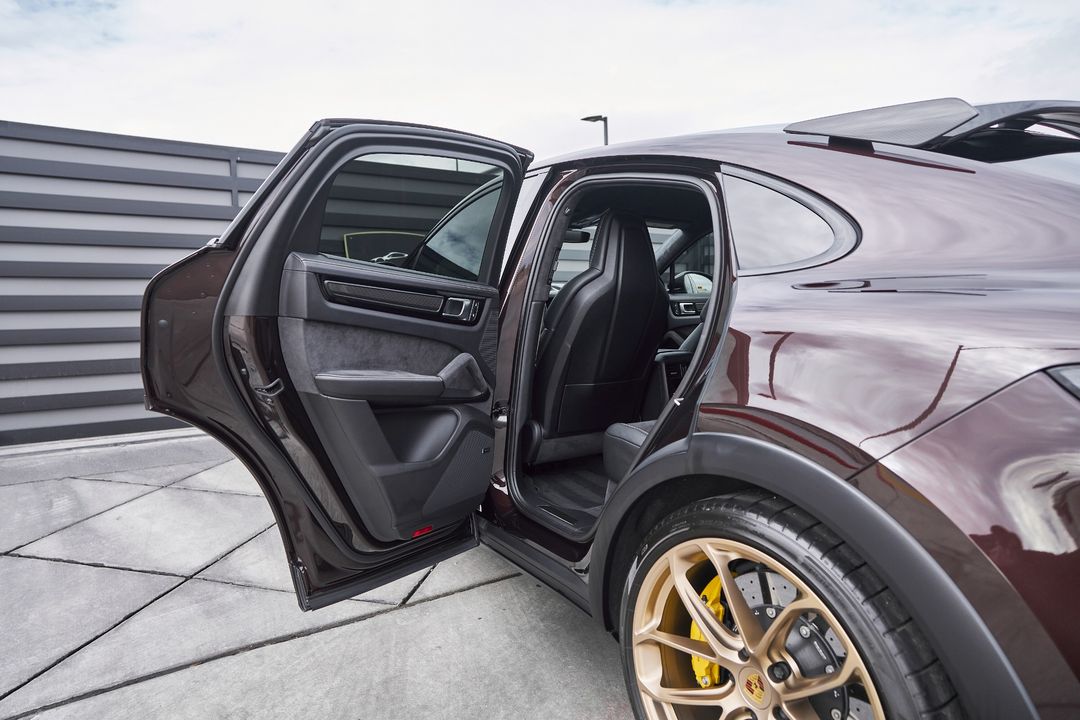 2022 Porsche Cayenne Coupe