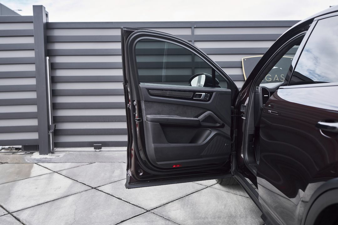 2022 Porsche Cayenne Coupe