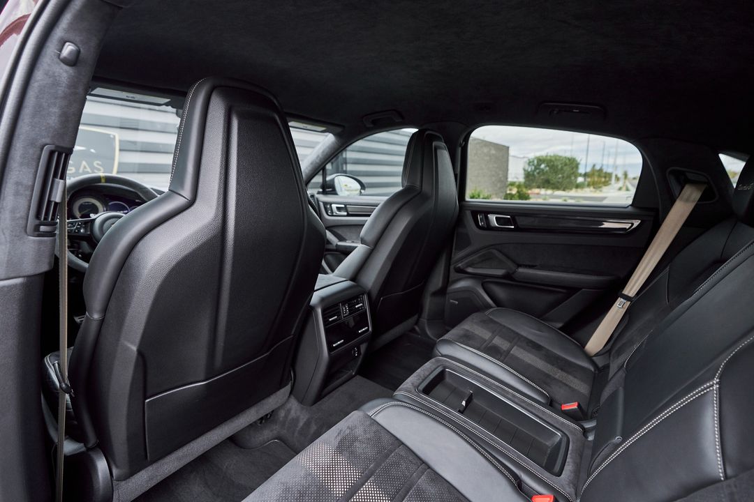 2022 Porsche Cayenne Coupe