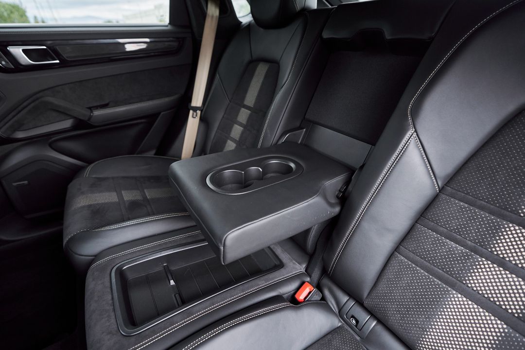 2022 Porsche Cayenne Coupe