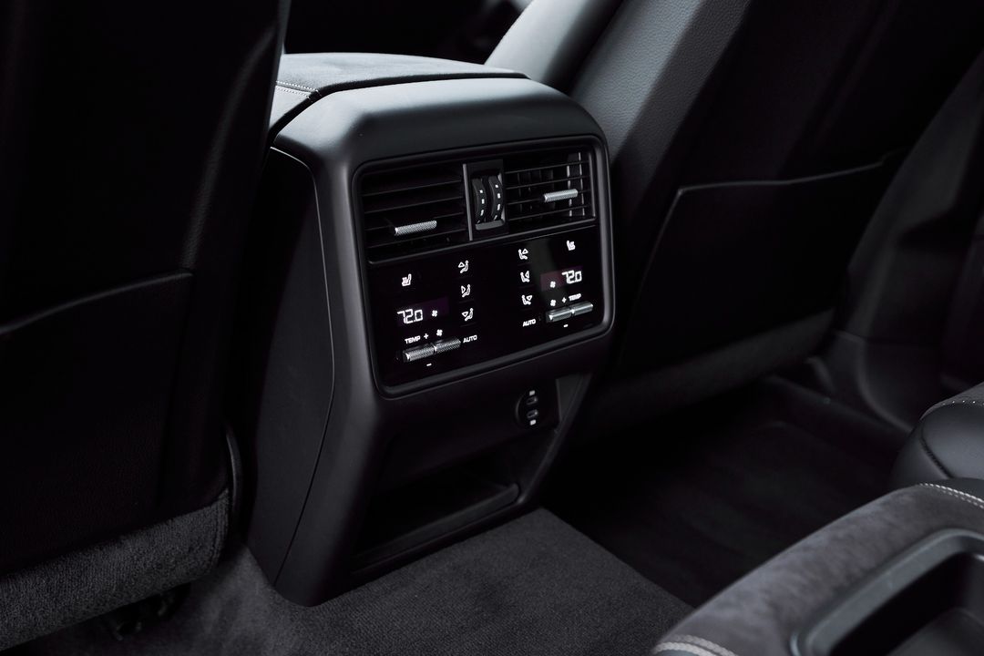 2022 Porsche Cayenne Coupe