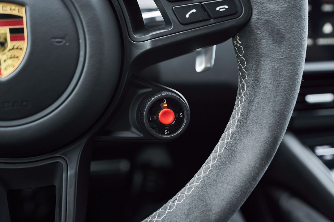 2022 Porsche Cayenne Coupe