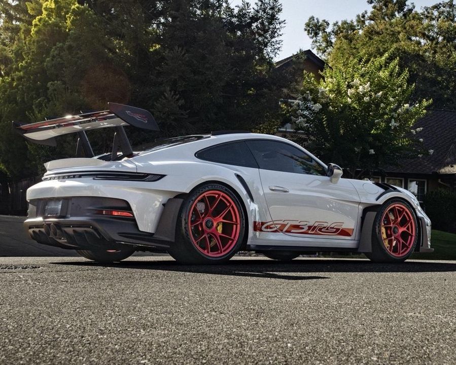 2025 Porsche 911