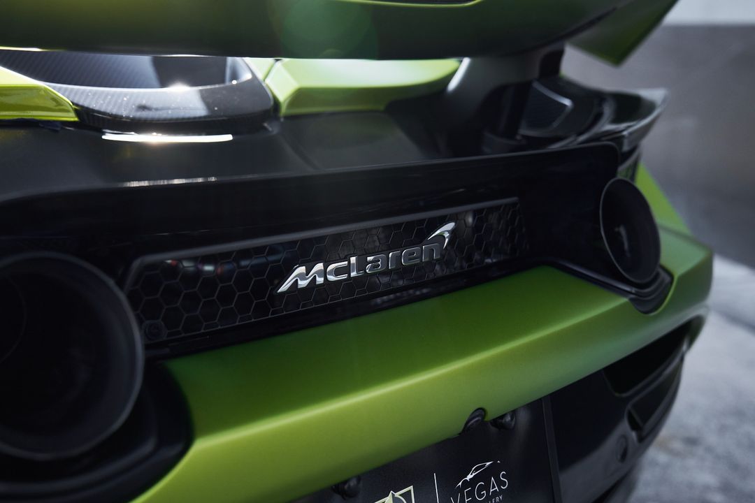 2022 McLaren 720S