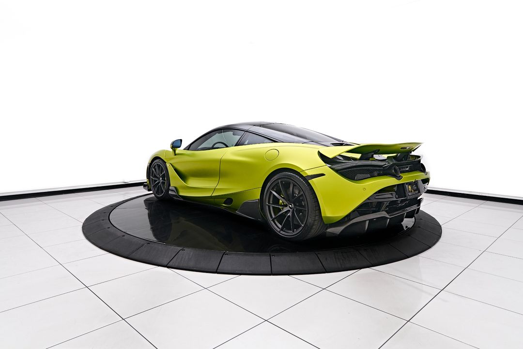 2022 McLaren 720S