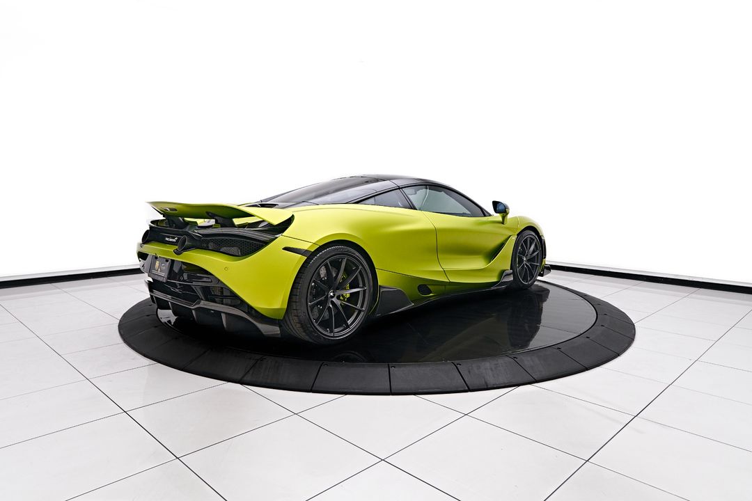 2022 McLaren 720S