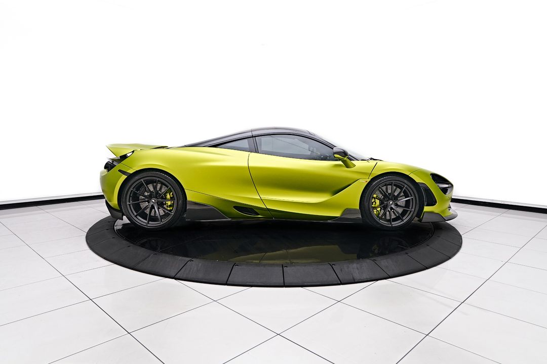 2022 McLaren 720S