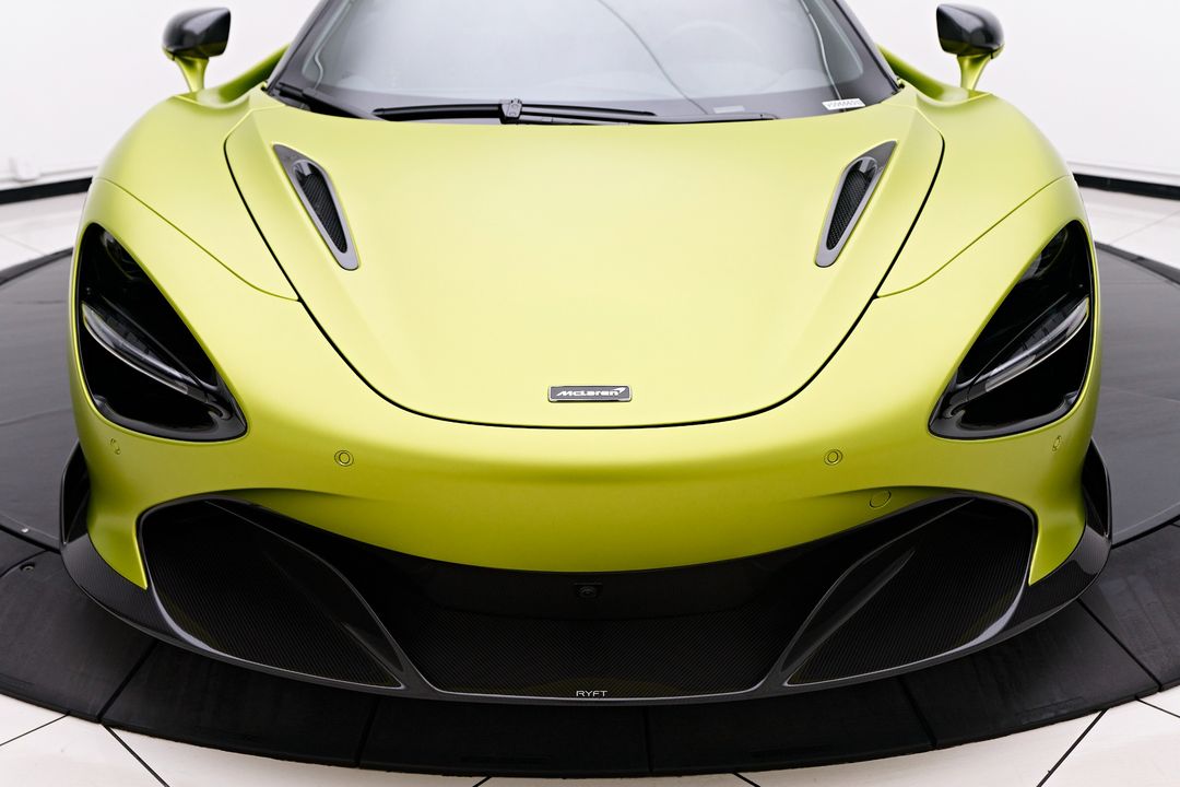 2022 McLaren 720S