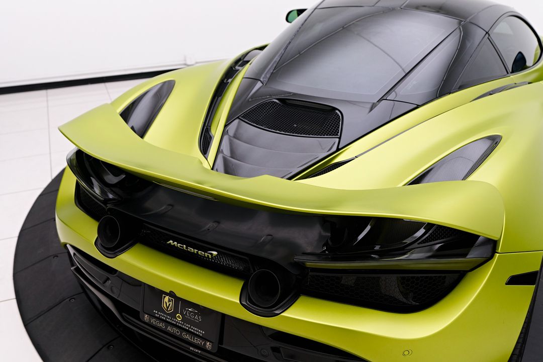 2022 McLaren 720S