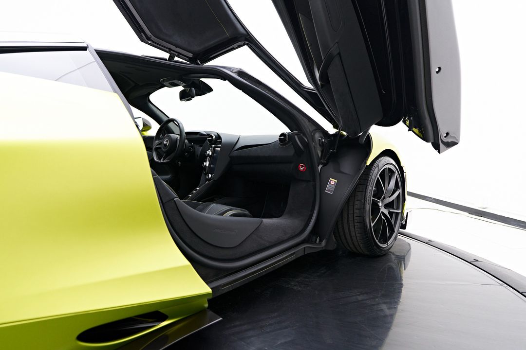2022 McLaren 720S