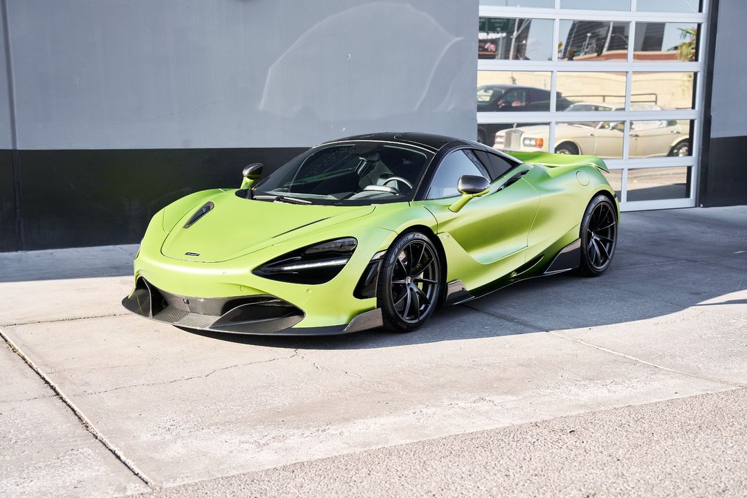 2022 McLaren 720S