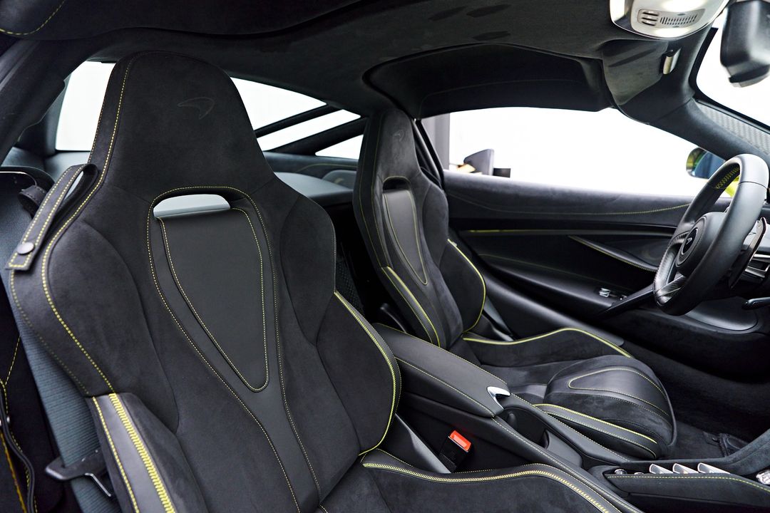 2022 McLaren 720S
