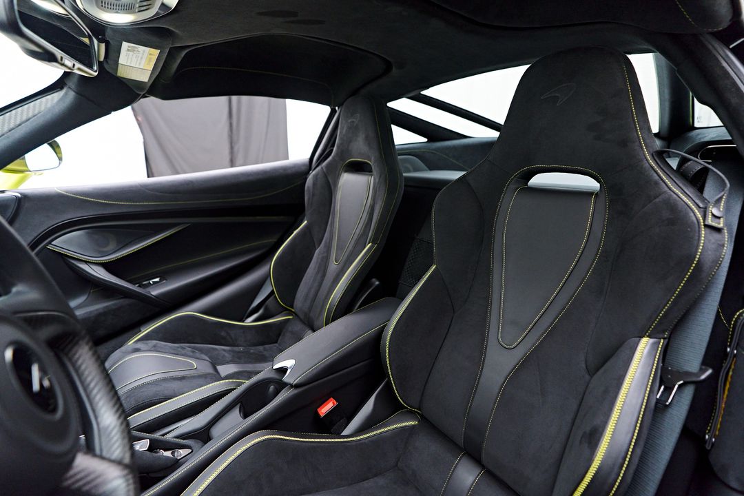 2022 McLaren 720S