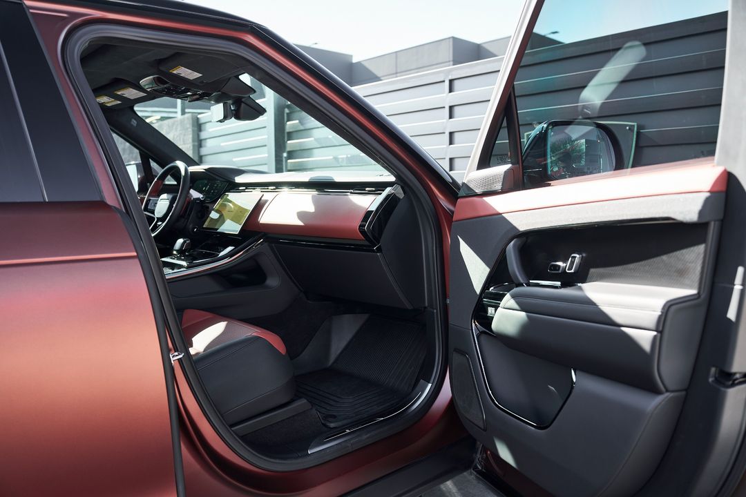 2025 Land Rover Range Rover Sport