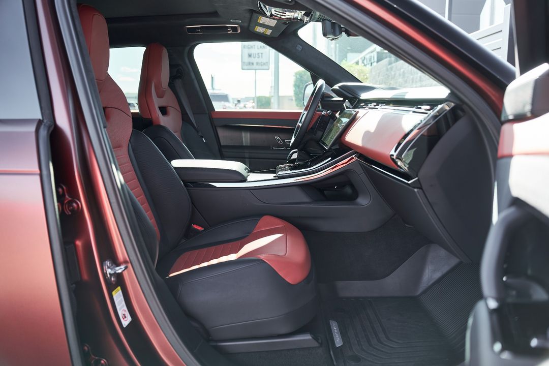 2025 Land Rover Range Rover Sport