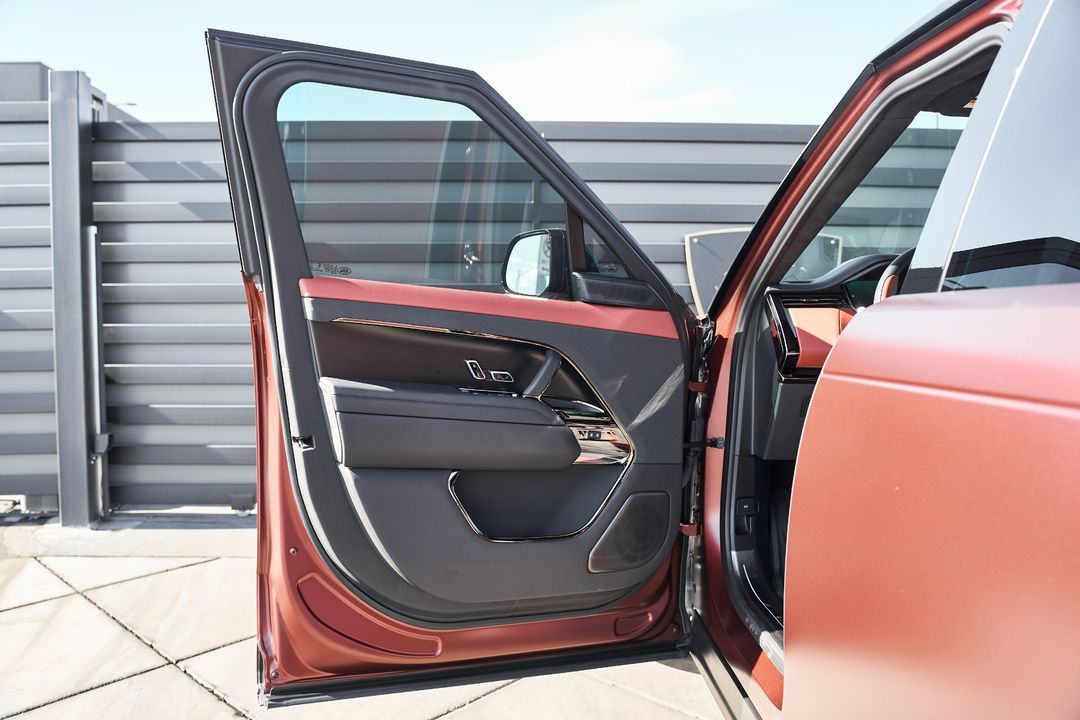 2025 Land Rover Range Rover Sport