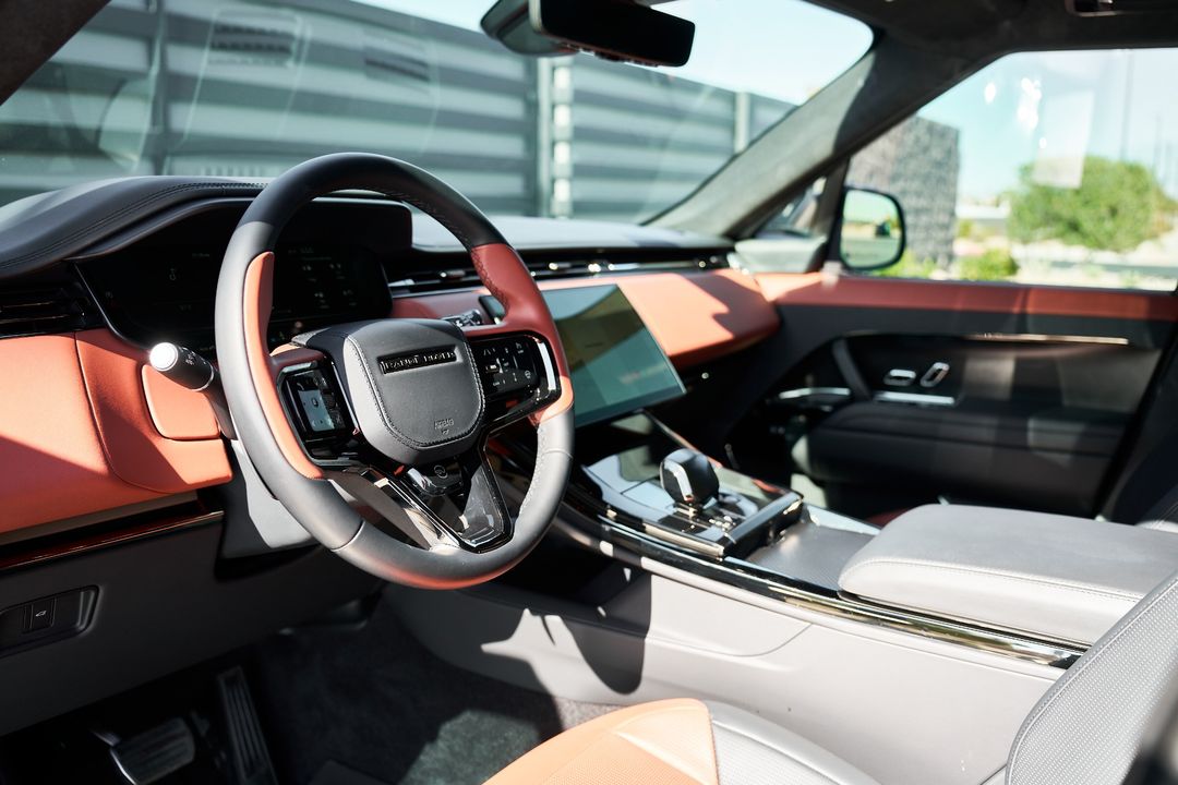 2025 Land Rover Range Rover Sport