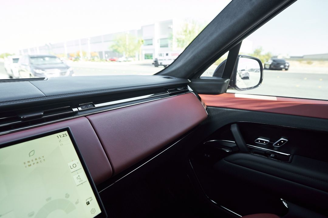 2025 Land Rover Range Rover Sport