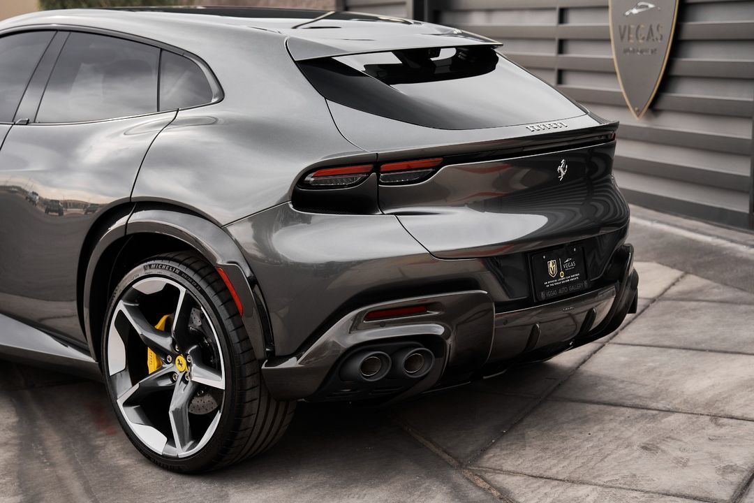 2025 Ferrari Purosangue