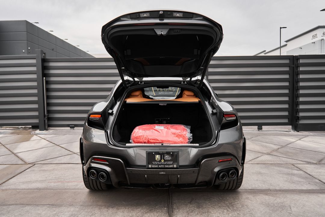 2025 Ferrari Purosangue