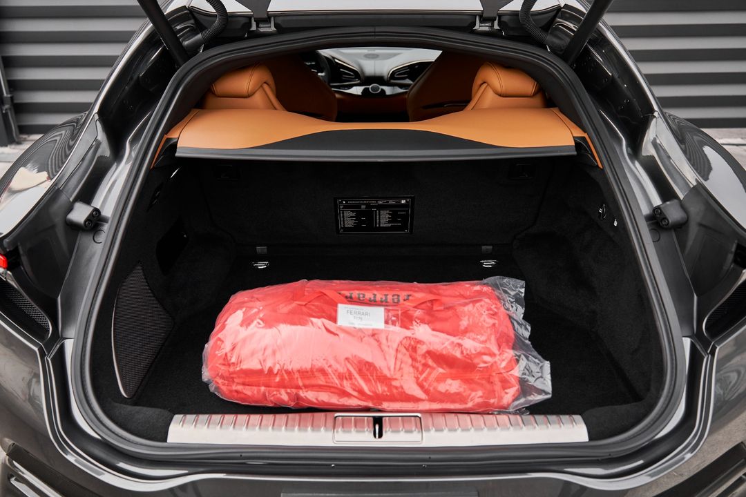 2025 Ferrari Purosangue