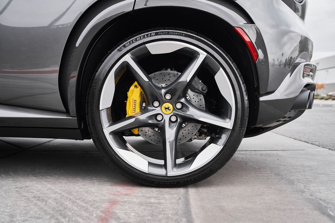 2025 Ferrari Purosangue