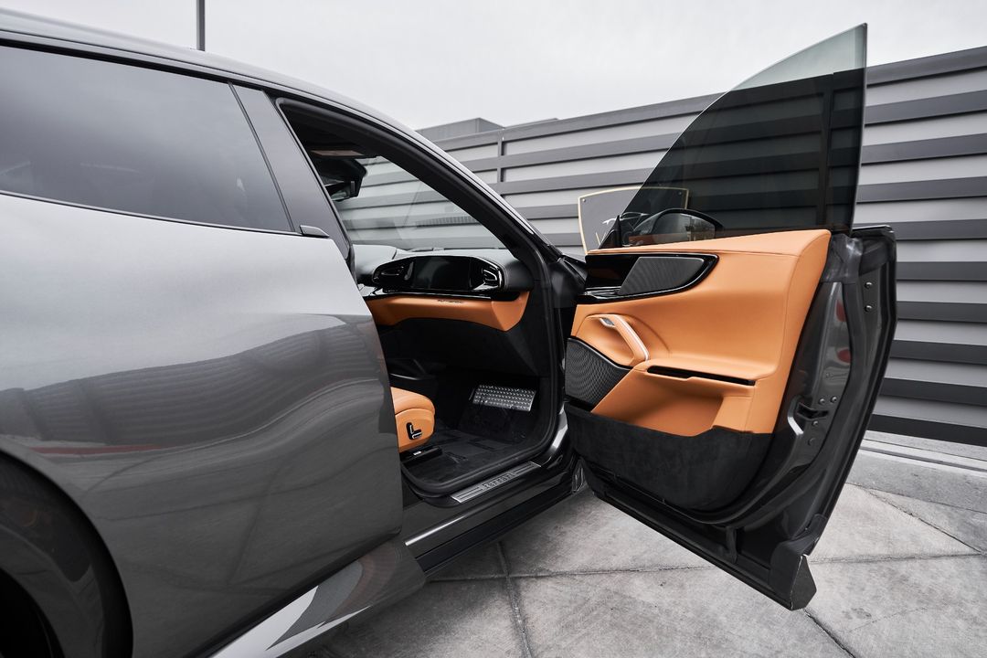 2025 Ferrari Purosangue