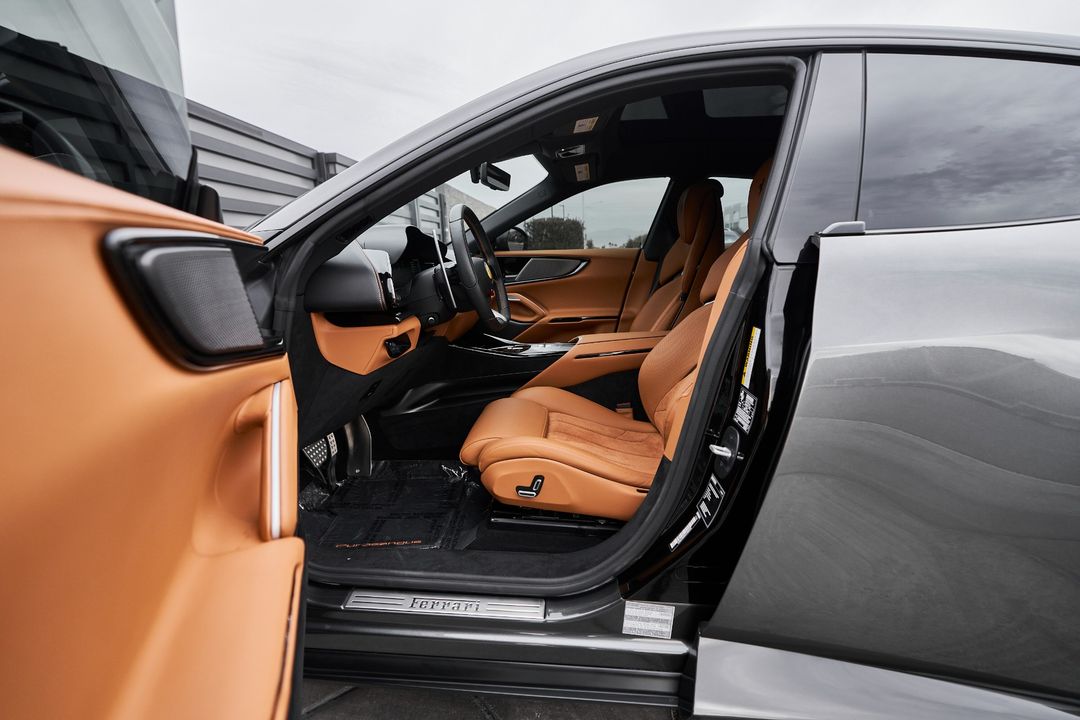 2025 Ferrari Purosangue