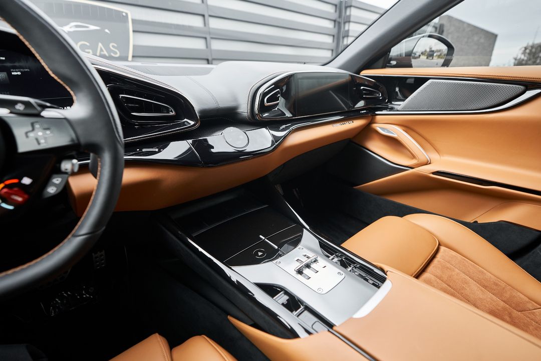 2025 Ferrari Purosangue