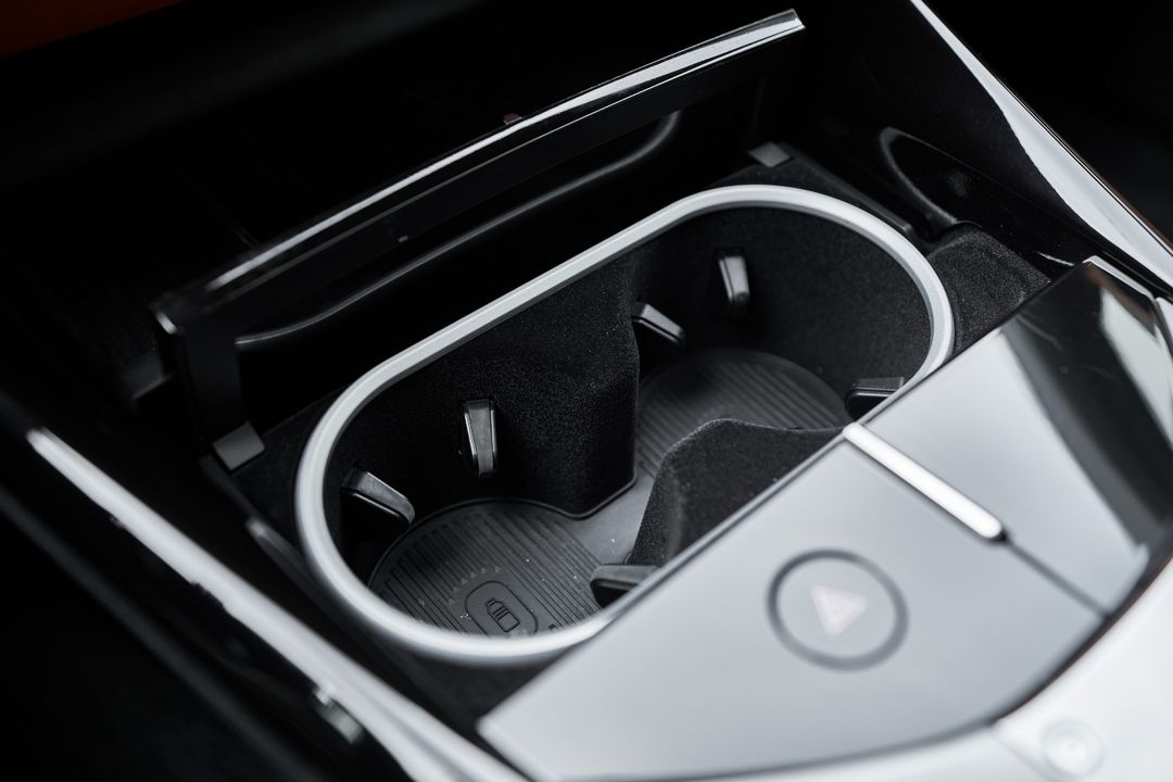 2025 Ferrari Purosangue