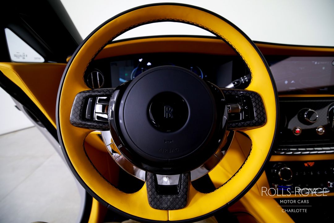 2025 Rolls-Royce Black Badge Spectre