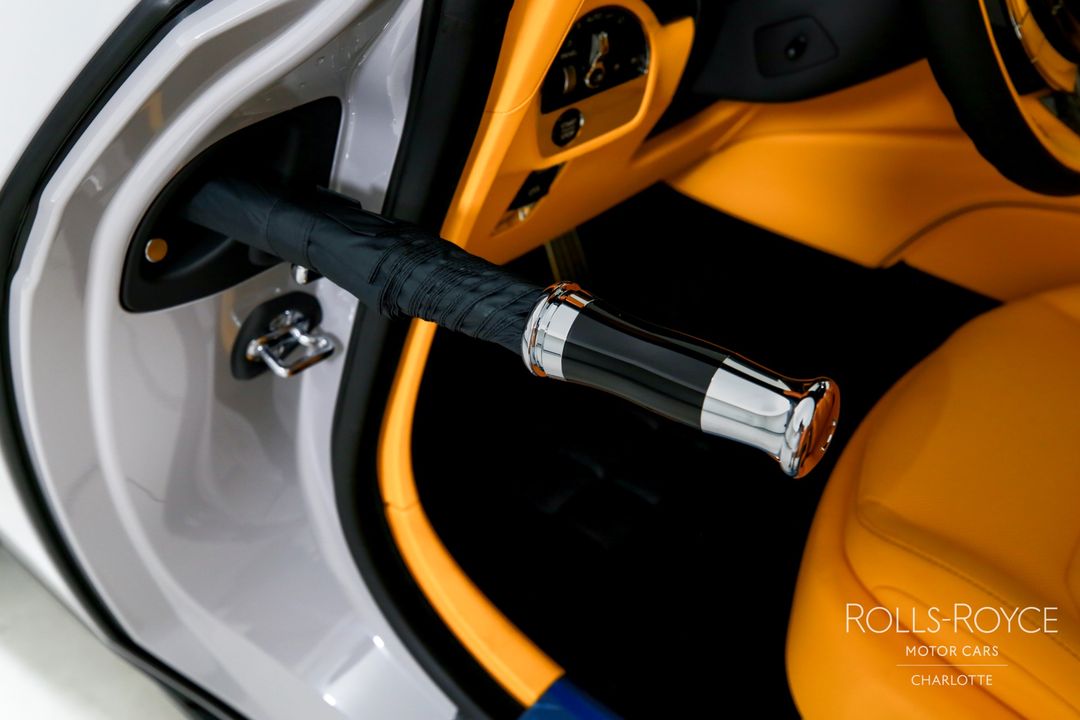 2025 Rolls-Royce Black Badge Spectre