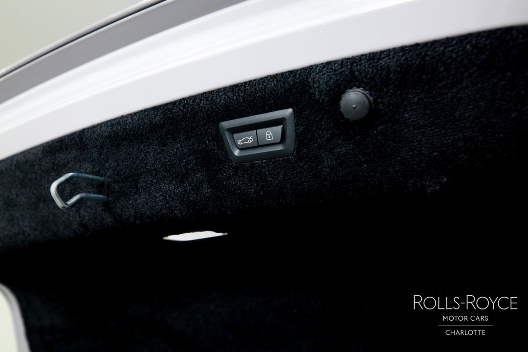 2025 Rolls-Royce Black Badge Spectre