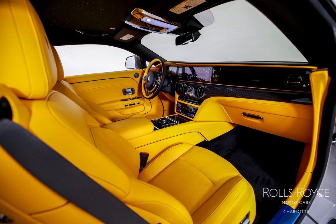 2025 Rolls-Royce Black Badge Spectre