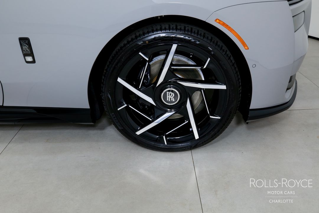 2025 Rolls-Royce Black Badge Spectre