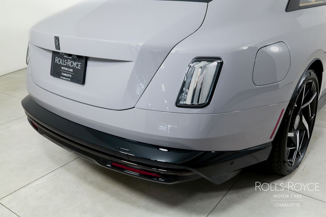 2025 Rolls-Royce Black Badge Spectre