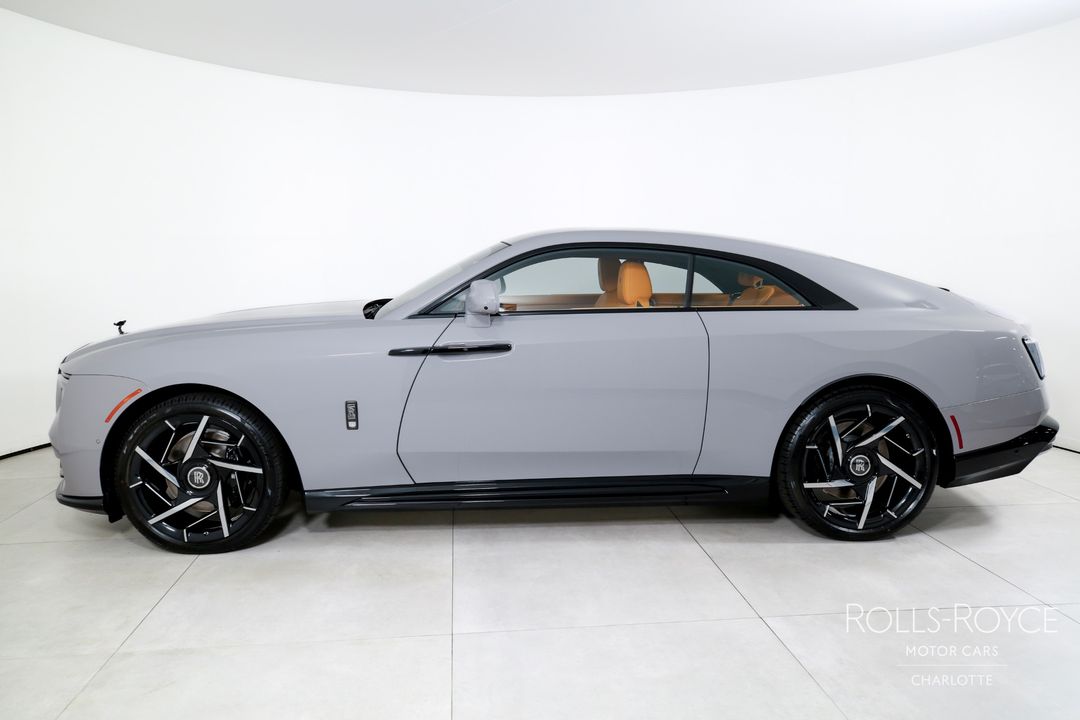 2025 Rolls-Royce Black Badge Spectre